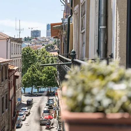 In Portugal - Ribeira Center - 3 Apartment *
